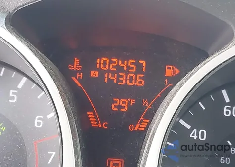 2015 Nissan Juke S z USA, uszkodzony, nr VIN JN8AF5MV0FT566080